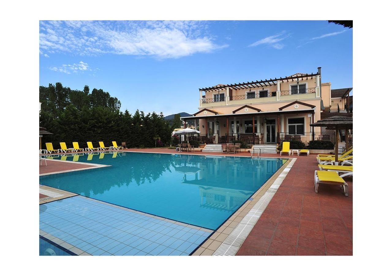 Thinalos Aparthotel อาคาราวี ภายนอก รูปภาพ